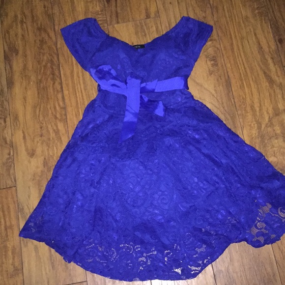 Blue puffy dress - Picture 2 of 2